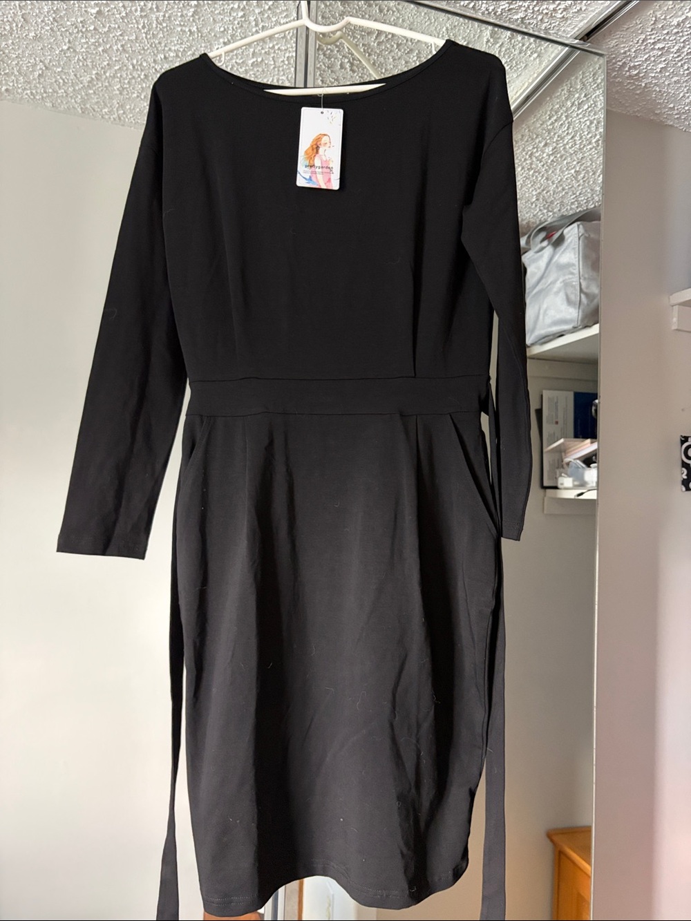 Elegant Black Midi Dress with 3/4 length Sleeves
